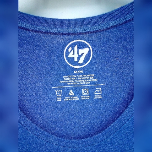 47 CHICAGO CUBS 2016 Champions Wrigley Field CUBS WIN  MLB 100% Cotton Medium - Picture 11 of 11